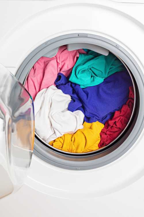mixed color clothes for washing
